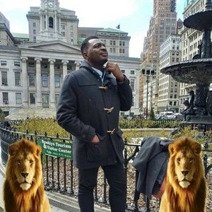 Meet your Posher, Troy